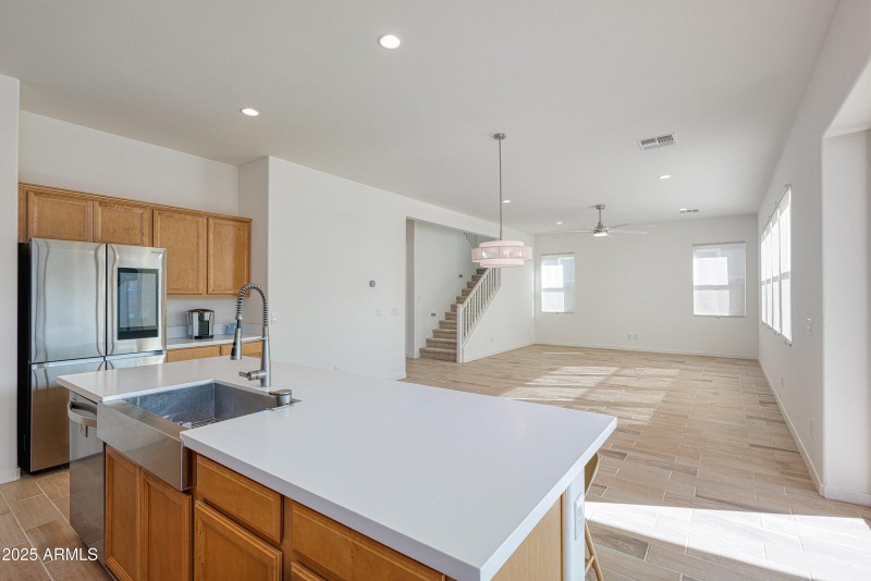 018_photo17_10147_e_thunderbolt_ave_mesa