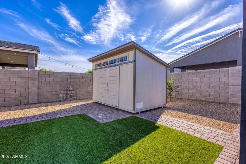 038_photo36_10147_e_thunderbolt_ave_mesa