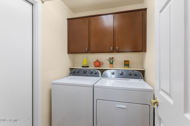 15155 W Robson Cir N Laundry