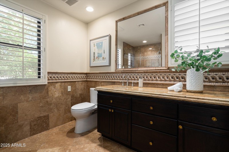 Secondary Bed's Private 2