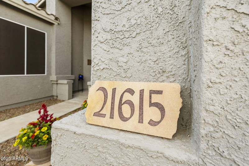 5-web-or-mls-_TM_9331