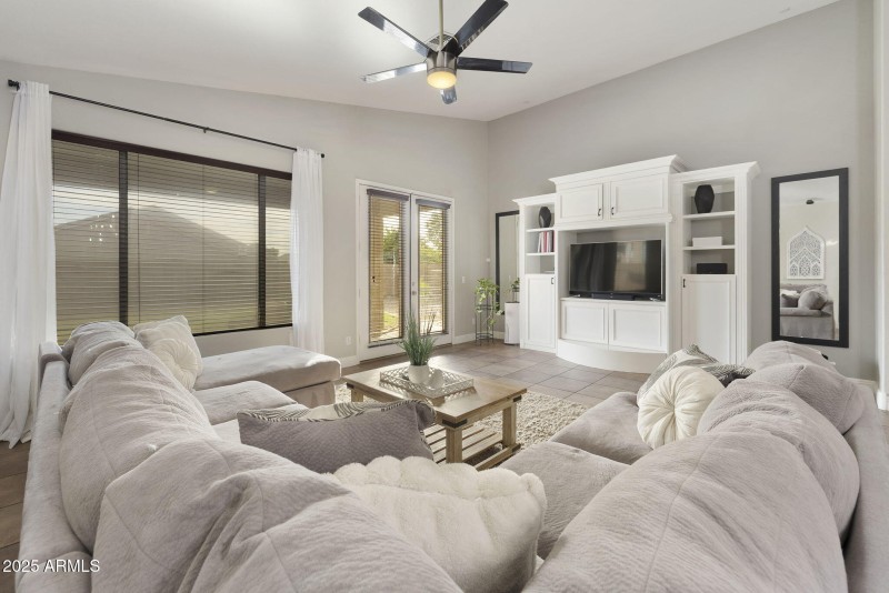 39-web-or-mls-_TM_9557