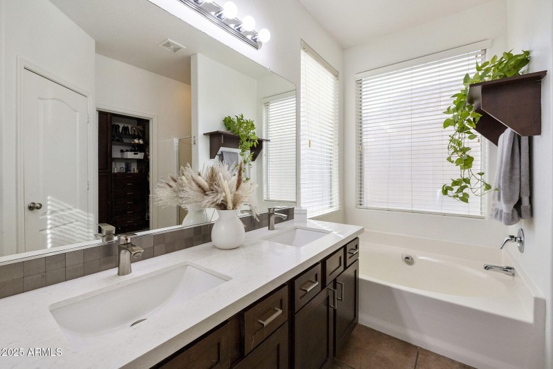 47-web-or-mls-_TM_9218