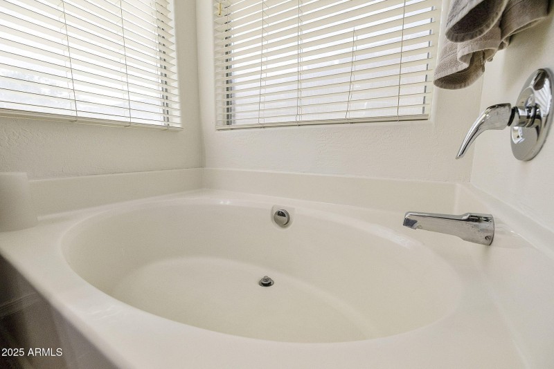 49-web-or-mls-_TM_9207