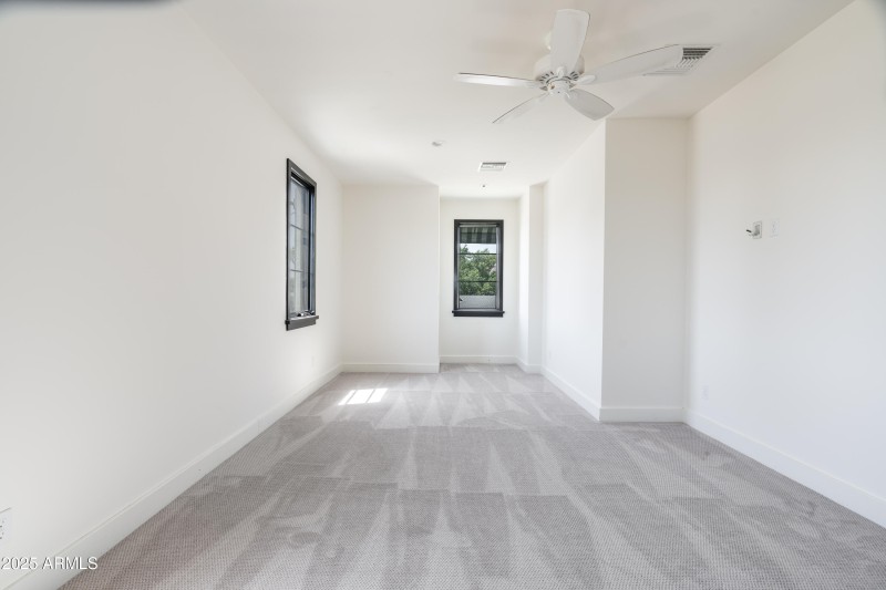 31-4901 E Amelia Ave (31 of 41)