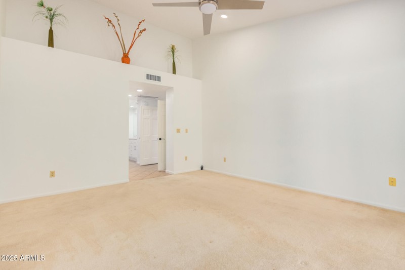 12 - Forest Hills 816