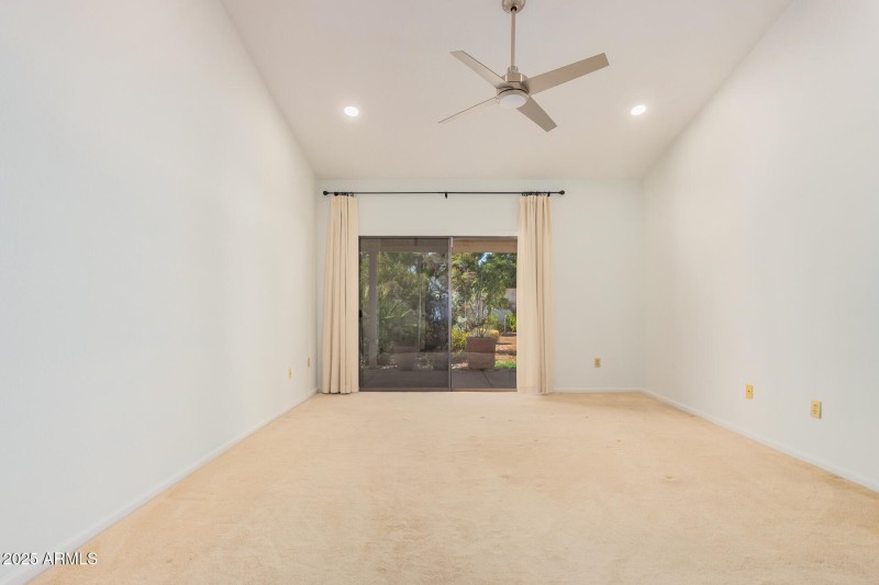 13 - Forest Hills 816