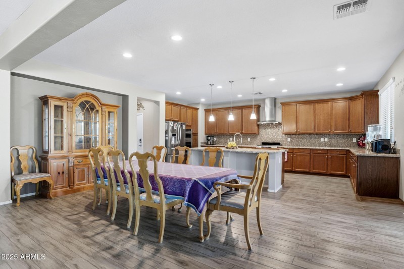 014__21256 E Waverly Dr