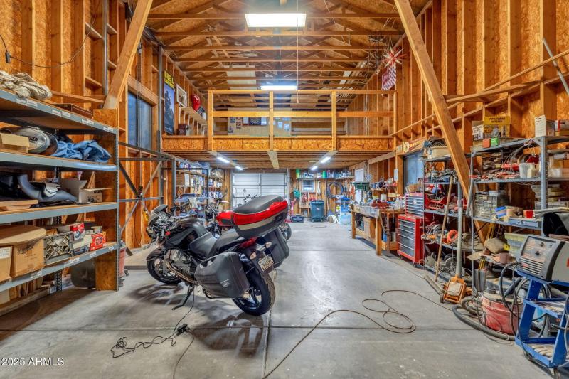 67-web-or-mls-1911-e-bruce-ave