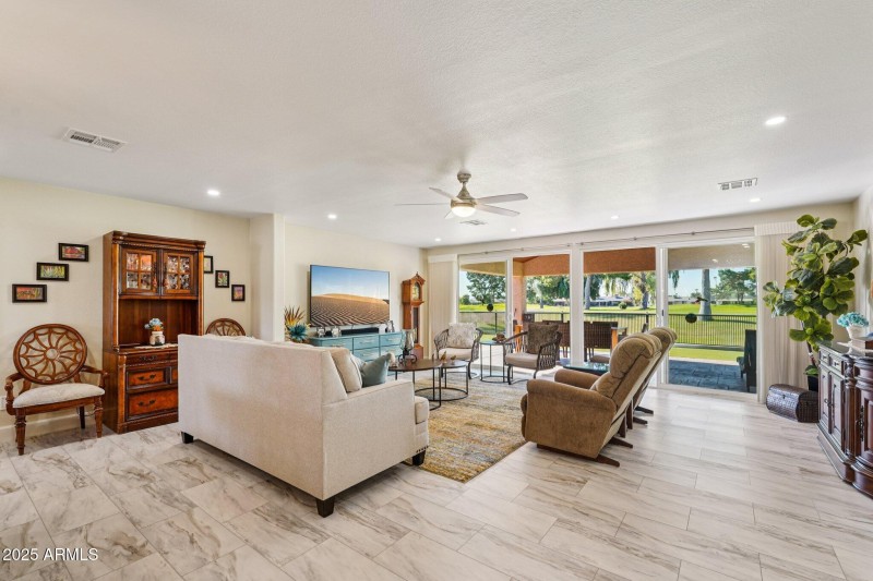 13-web-or-mls-N 109th Ave-S1511-013