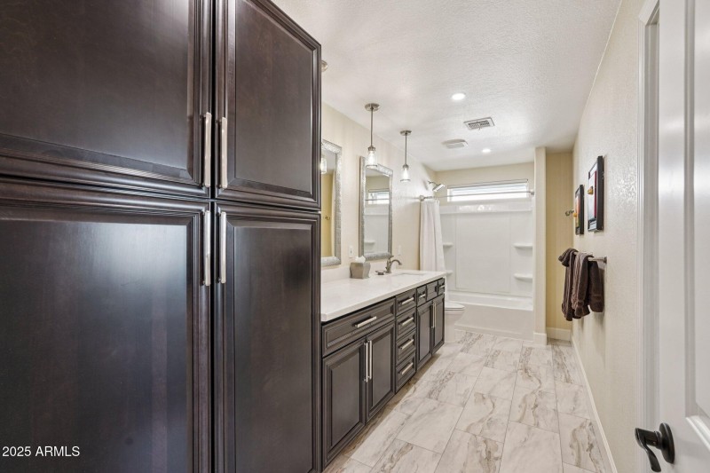 22-web-or-mls-N 109th Ave-S1511-022