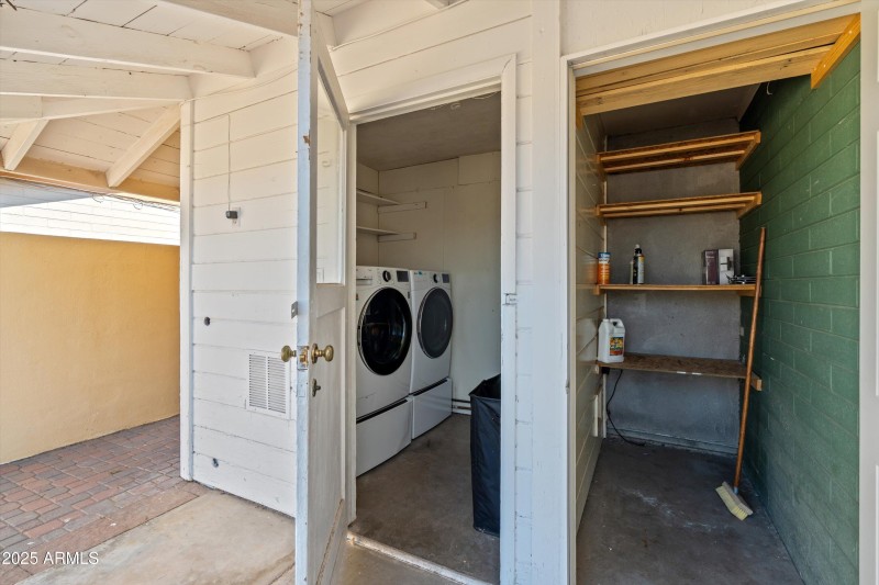 24-Laundry & Utility