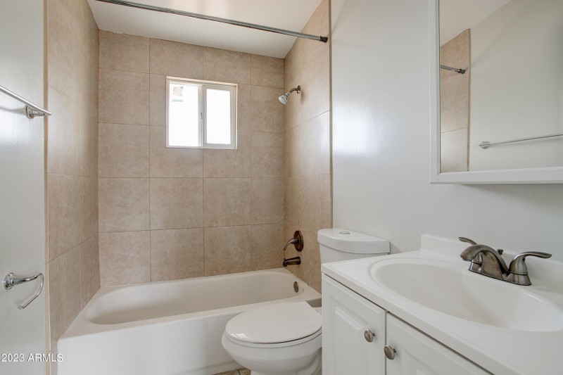 206 Jones ave phx unit 2-016