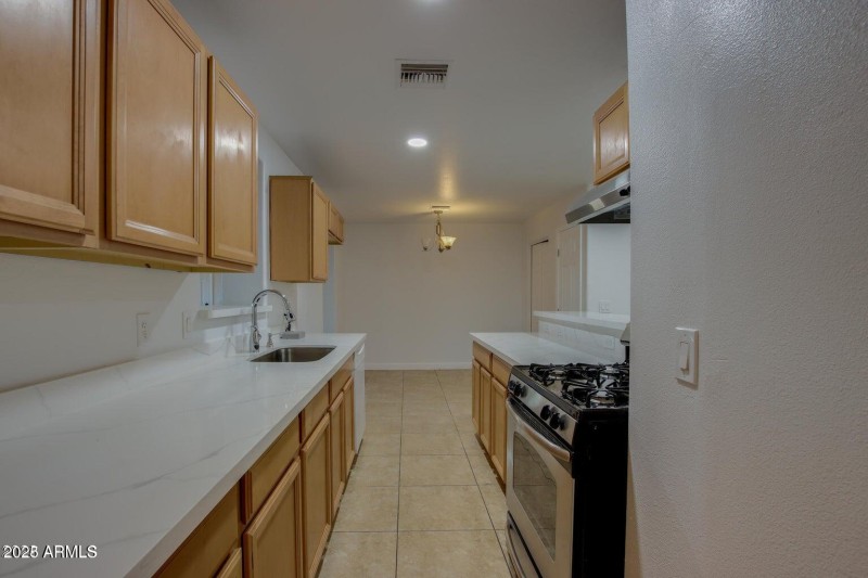 20220218000004488008000000-o