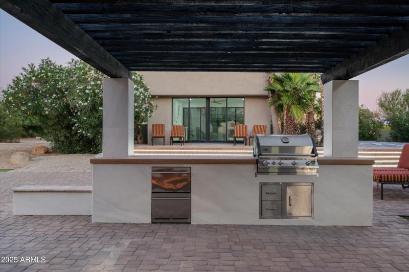 56-12816ETurquoiseAve-56