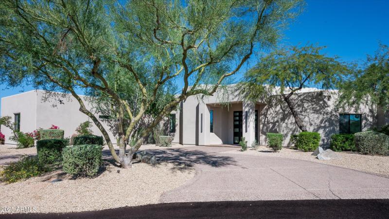 66-12816ETurquoiseAve-66