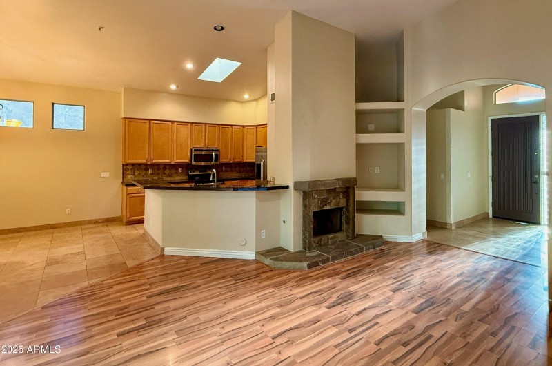 Kitchen, Built in Nook and Entryway