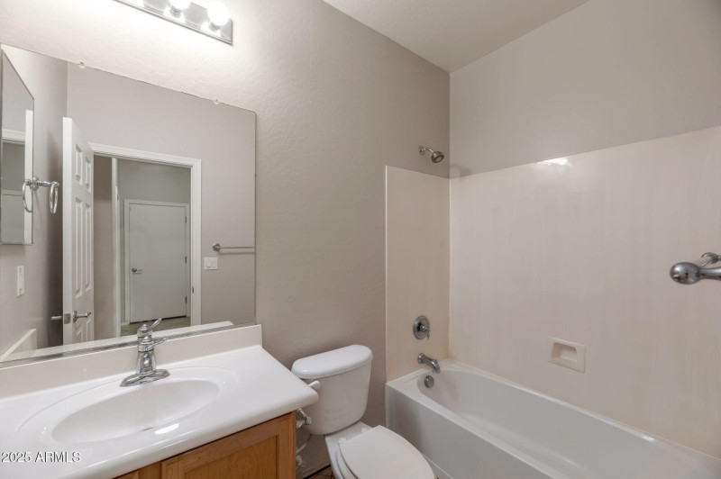 8-web-or-mls-QP-4065