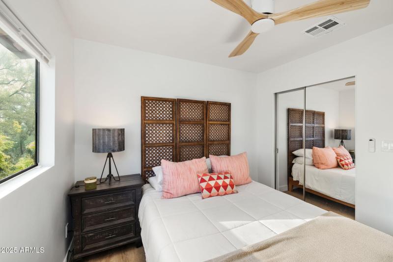 16-Bedroom 3 (1) Edit