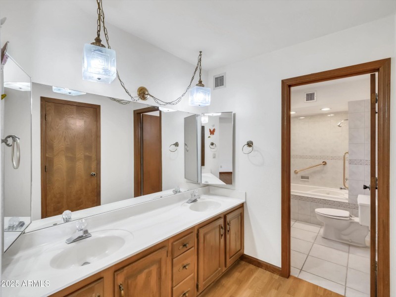 26-15172 E Verbena Drive-26