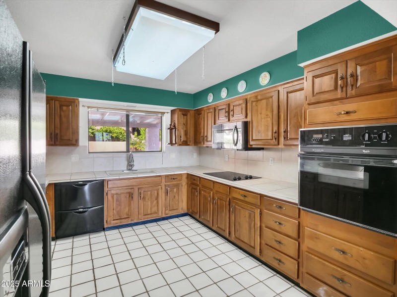 13-15172 E Verbena Drive-13