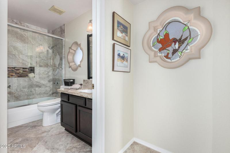 9809 W Wescott Guest Bath