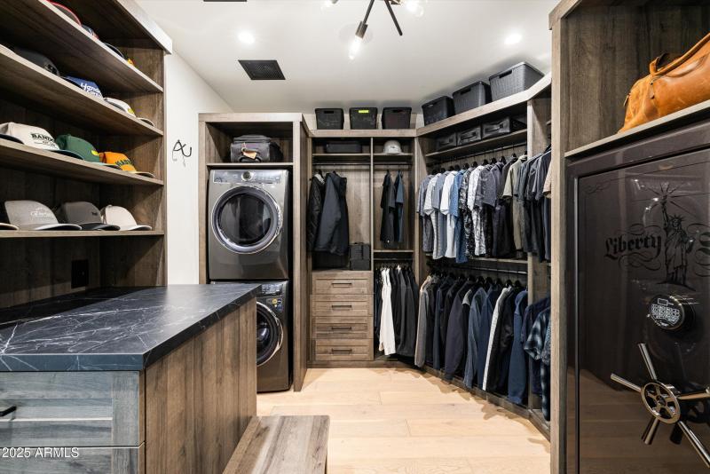 041-5715 E Monterosa St Phoenix_41