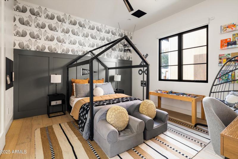 056-5715 E Monterosa St Phoenix_56