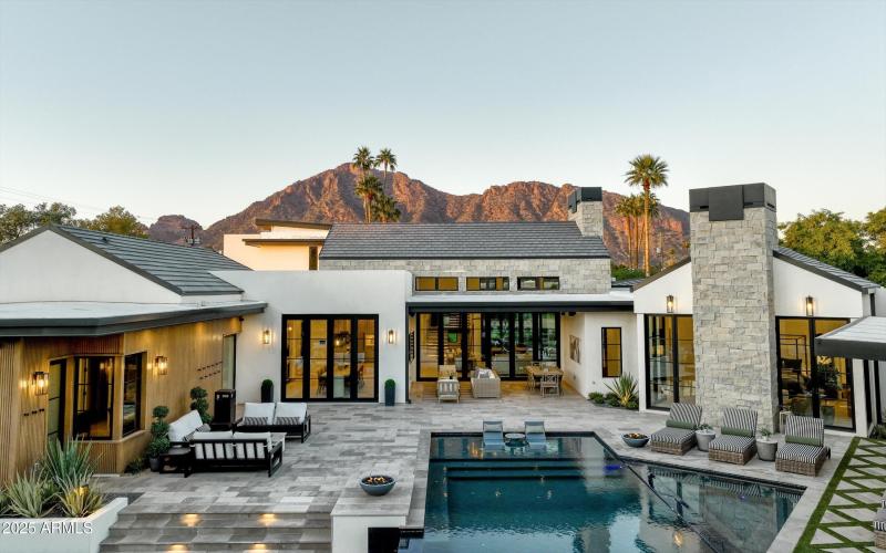 081-5715 E Monterosa St Phoenix_81