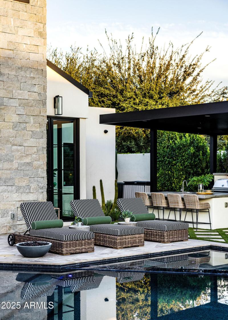 096-5715 E Monterosa St Phoenix_96