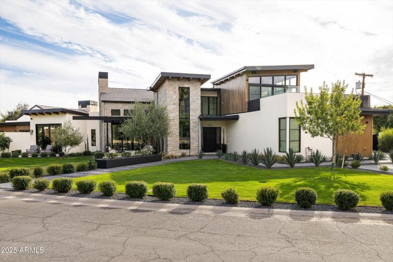 002-5715 E Monterosa St Phoenix_02