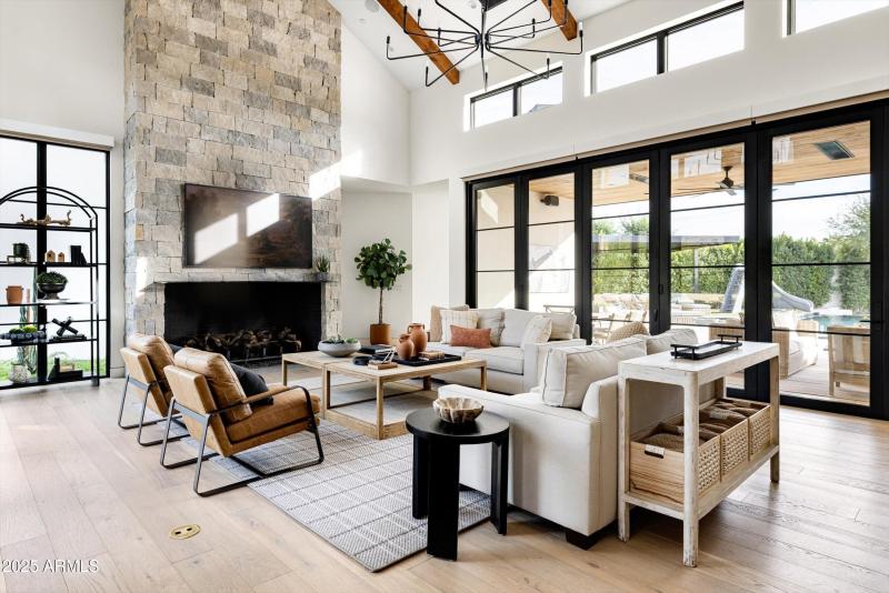 022-5715 E Monterosa St Phoenix_22