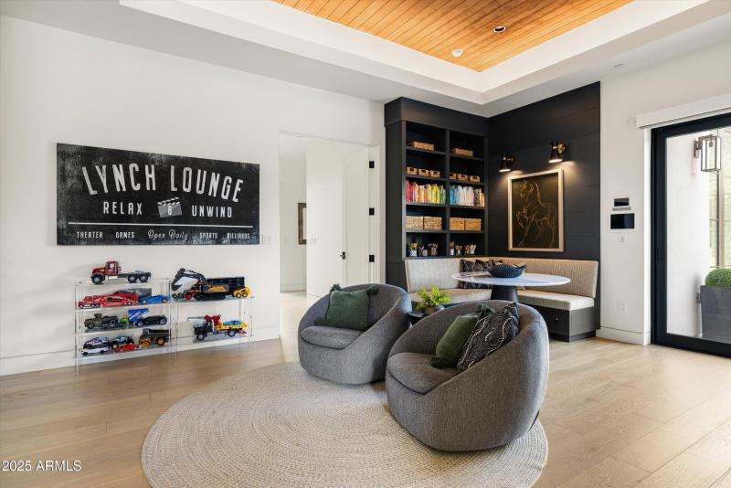 053-5715 E Monterosa St Phoenix_53