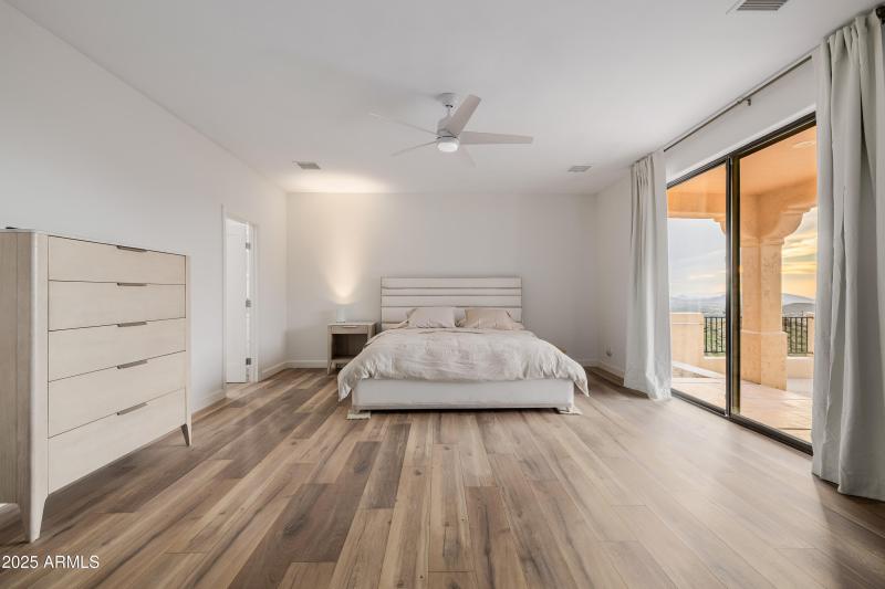 Master Slider Onto Patio