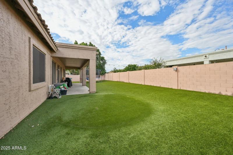 40-web-or-mls-E Decatur St-S1611-040