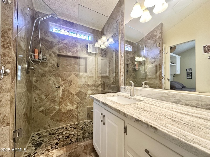 Look at this stunning bathroom