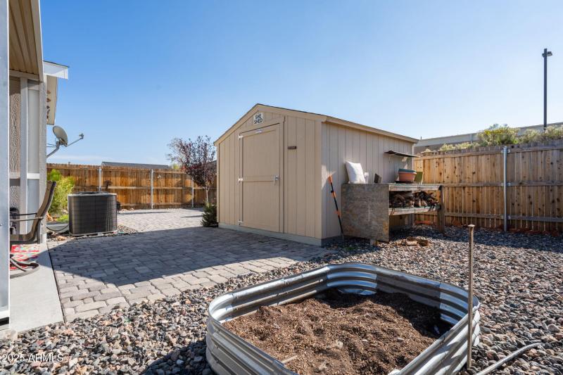 17-web-or-mls-1023-thorton-rd