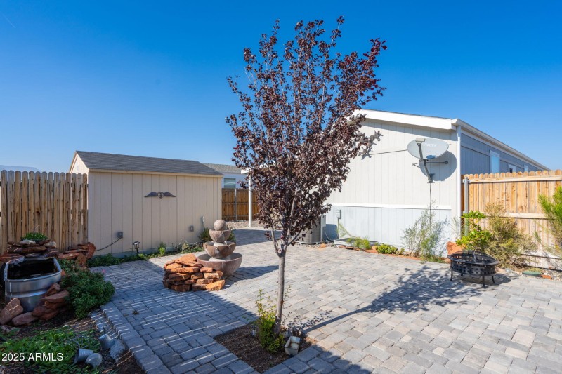 22-web-or-mls-1023-thorton-rd