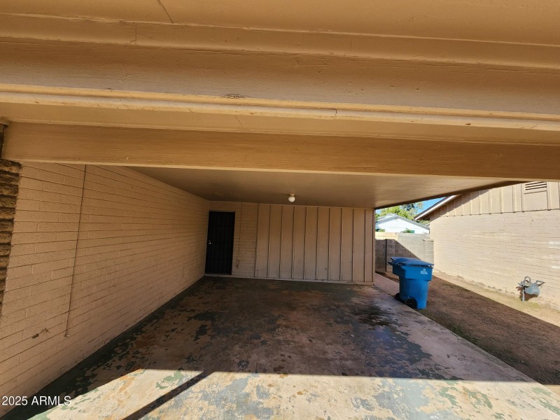 f-208-135-16579173_CQ3WVOu2_2