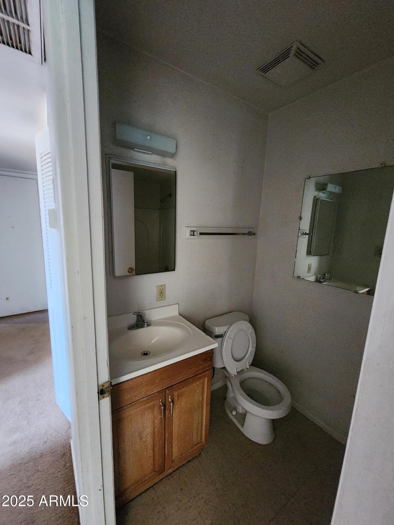 f-208-135-16579173_SRihPgO7_7