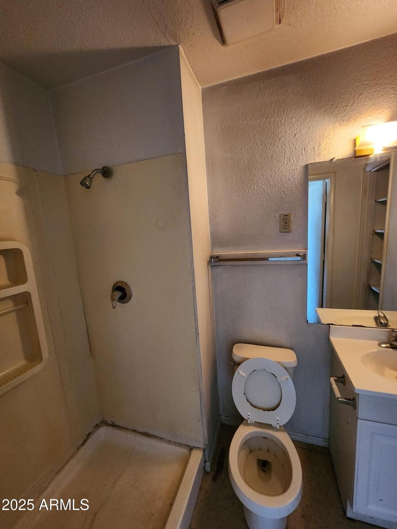 f-208-152-16579173_LnxwUj4M_12