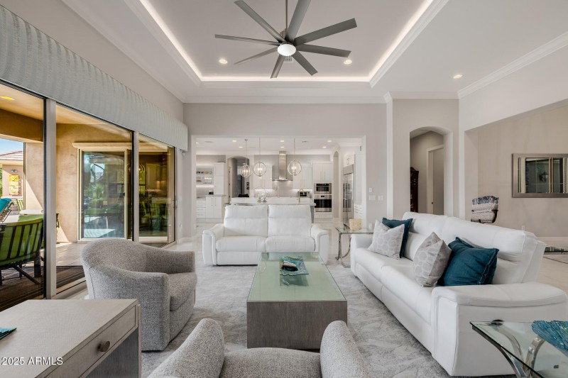 Indoor/Outdoor Living