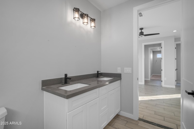 Central - Avondale Home-31