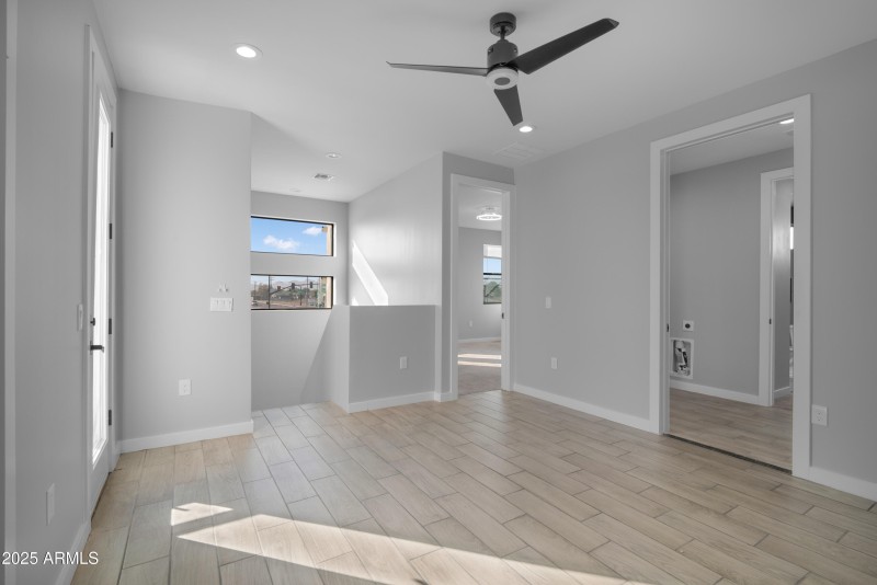 Central - Avondale Home-43