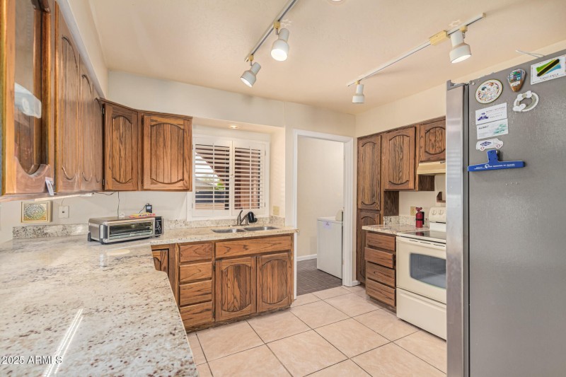 Kitchen with views of Camelback Mountain