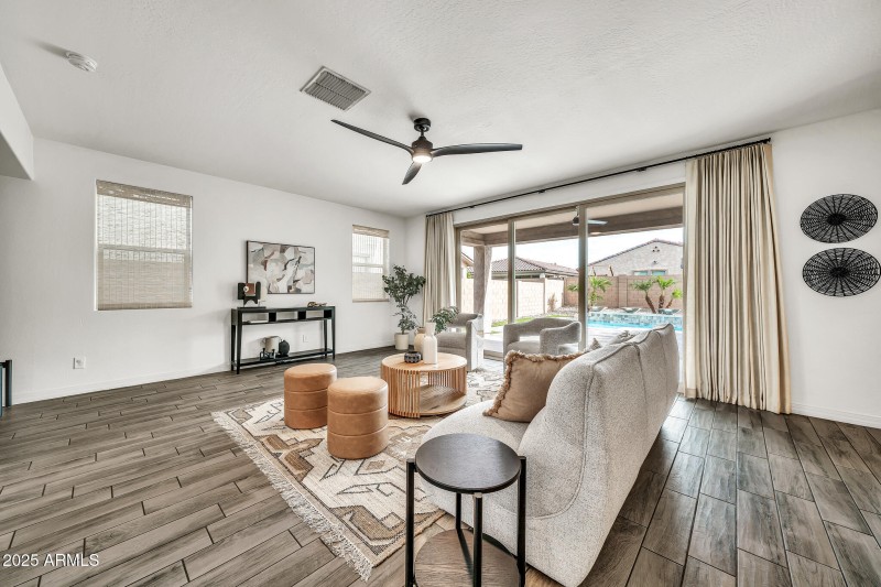 21957 N 98th Ln-8_(2048)