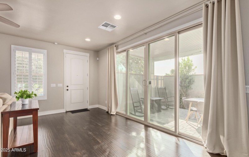 Screenshot 2025-11-18 at 9.20.05AM