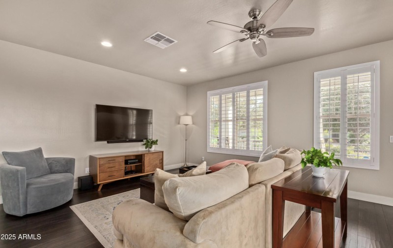 Screenshot 2025-11-18 at 9.20.59AM