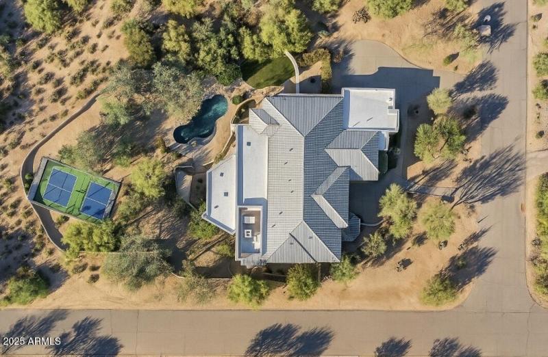 NEW ROOF & GREY TILE