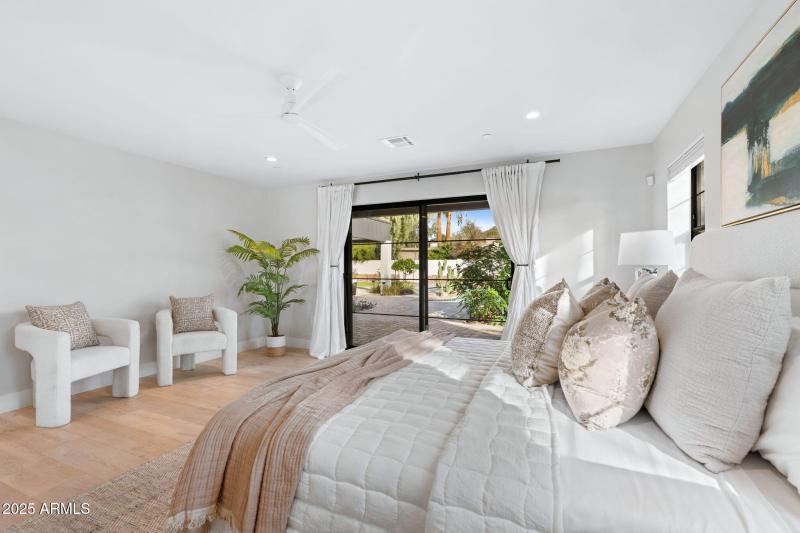 20-web-or-mls-3842-e-san-miguel-ave